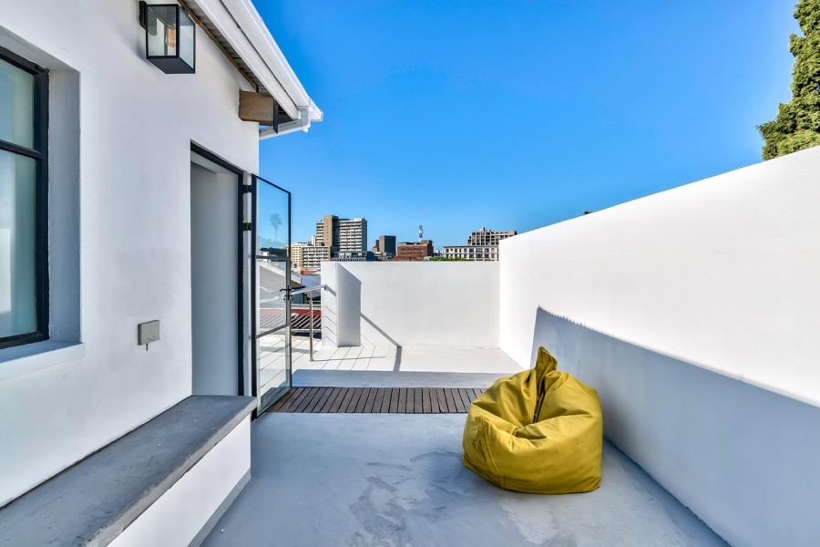 4 Bedroom Property for Sale in Gardens Western Cape